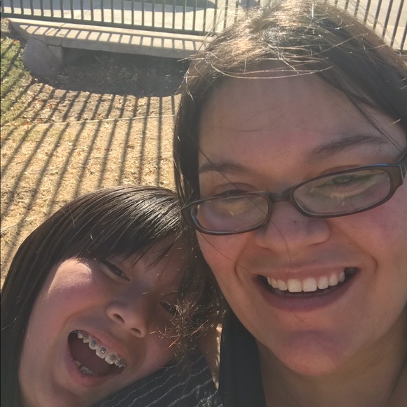 Meet your Posher, Aspen - Picture 1 of 1